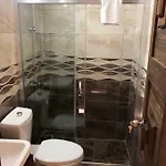 Otel Nehir 2*