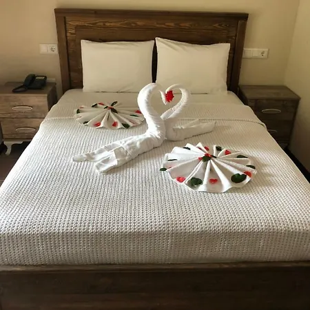 Otel Nehir